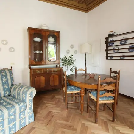 Apartment Palazzo 1500 Frescobaldi - Piano Nobile X 5 - A Casa Di Alfonso